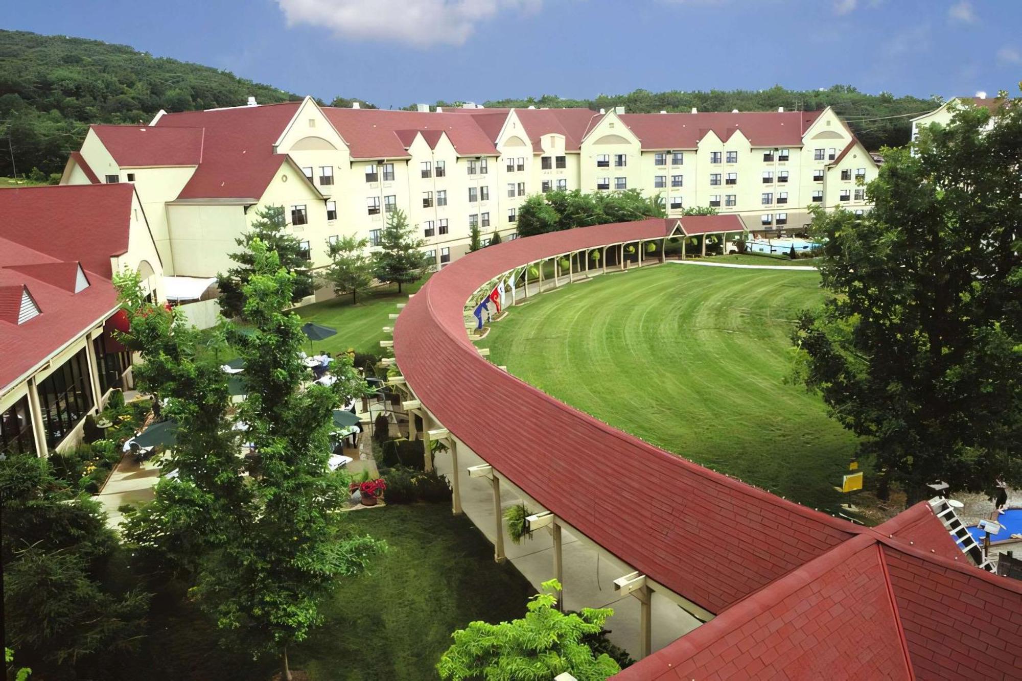 Branson Hillside Hotel Екстер'єр фото